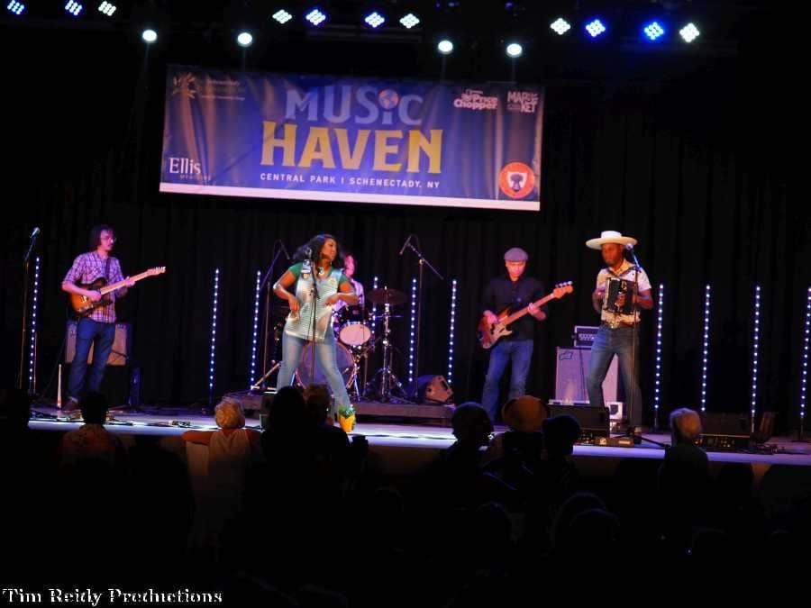 Cedric Watson & Bijou Creole, Old-Fashioned Aces - Music Haven